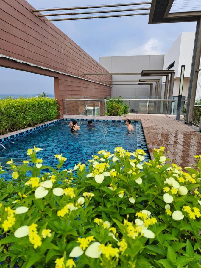 Woodsbury Suites Ikea House Butterworth Penang Εξωτερικό φωτογραφία